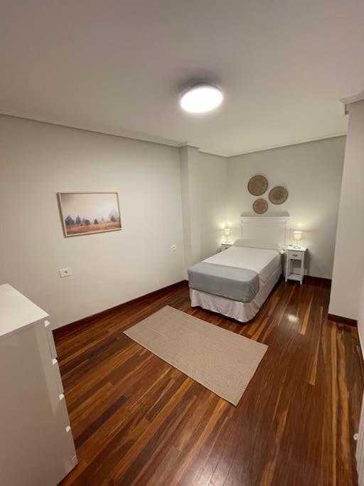 Duplex 122M2, 4 Dormitorios, 2 Banos Completos, Wifi 1Gb Mundaka Exterior foto